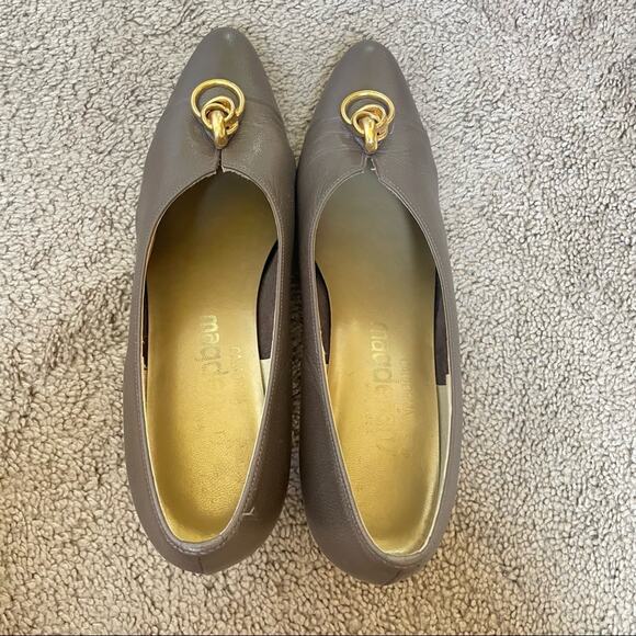 Vintage Taupe Leather Flats 80s Gold Ring Hardware Pointed Toe Retro Classic - Picture 5 of 12